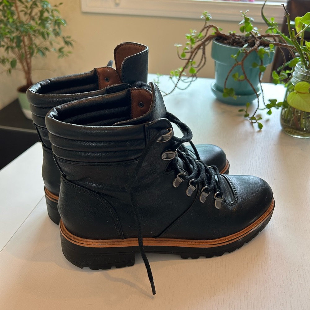 Indigo road boots